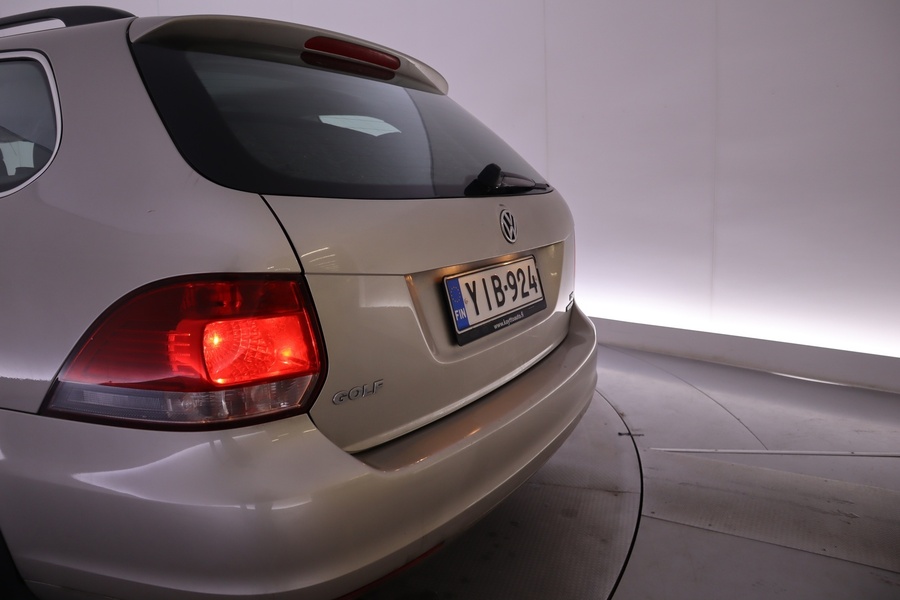 Volkswagen Golf vaihtoauto