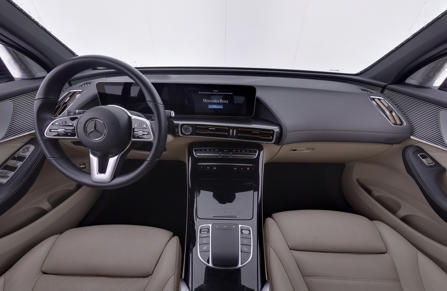 Mercedes-Benz EQC vaihtoauto