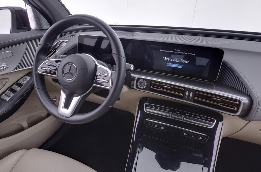 Mercedes-Benz EQC vaihtoauto