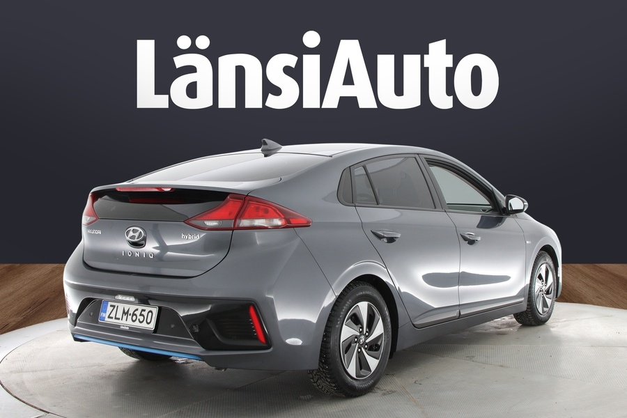 Hyundai IONIQ hybrid vaihtoauto