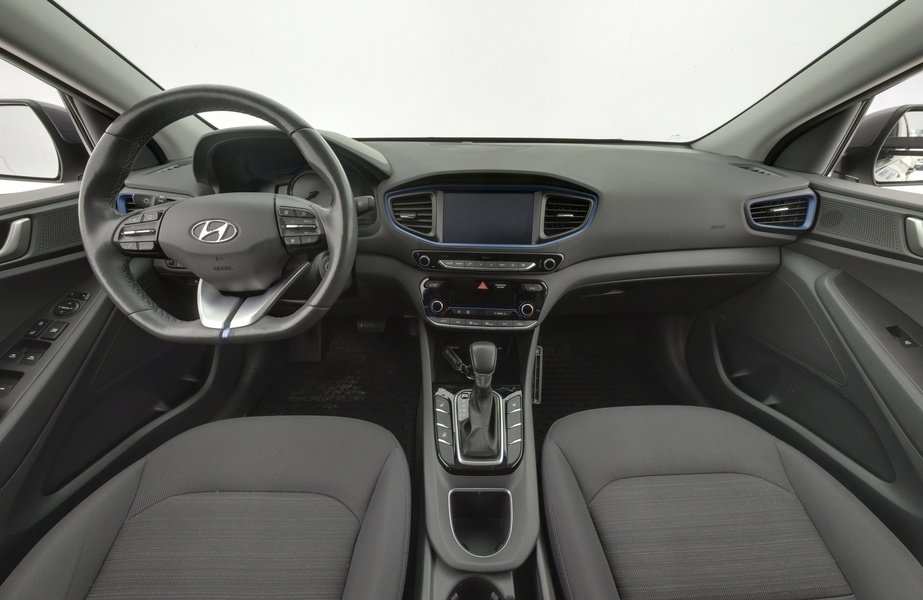 Hyundai IONIQ hybrid vaihtoauto