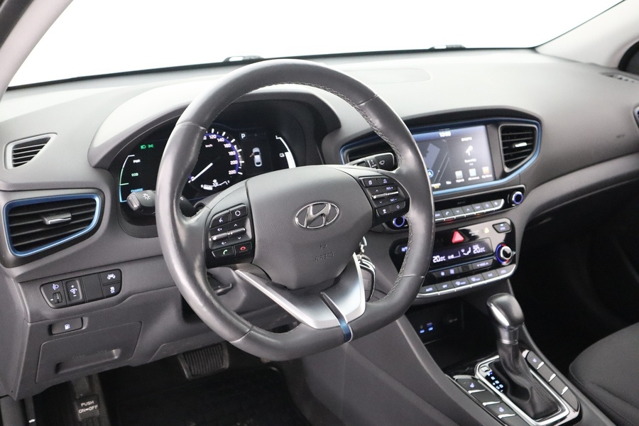 Hyundai IONIQ hybrid vaihtoauto