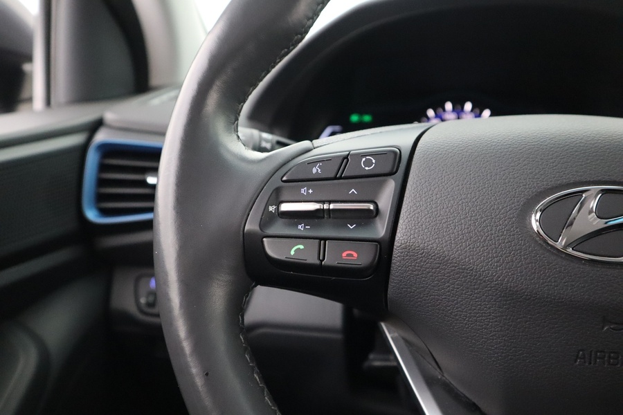 Hyundai IONIQ hybrid vaihtoauto