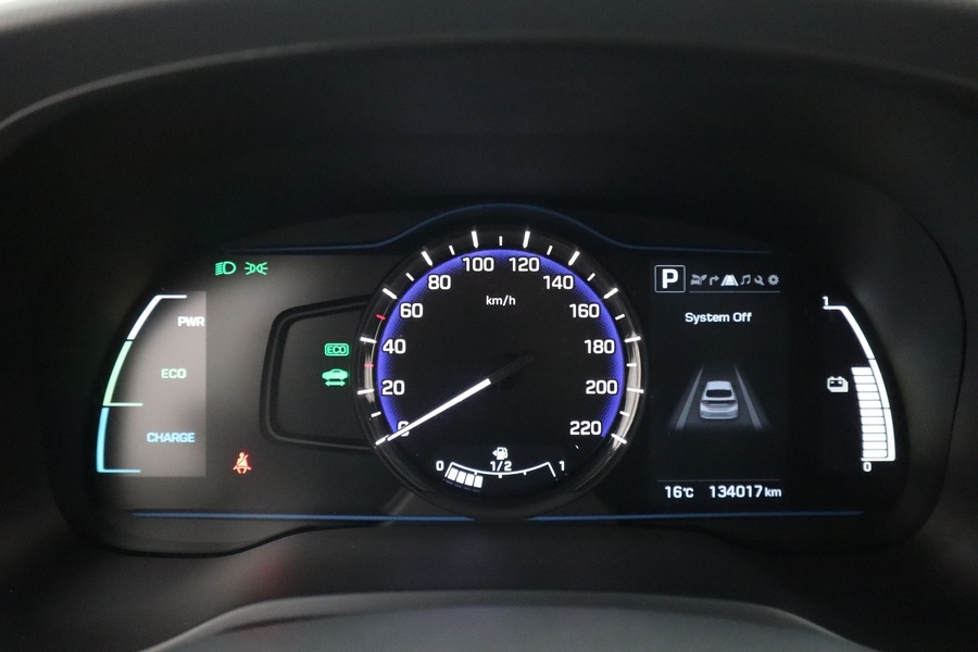 Hyundai IONIQ hybrid vaihtoauto