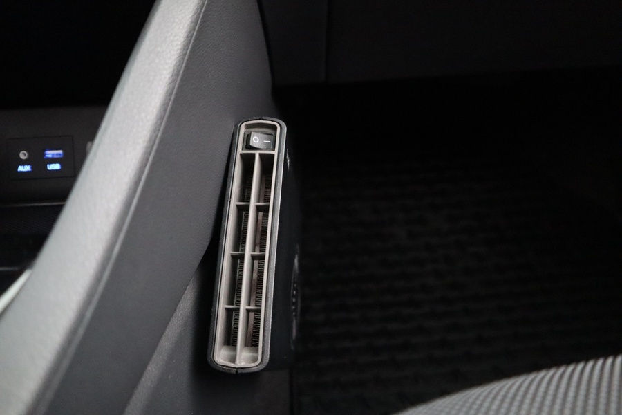 Hyundai IONIQ hybrid vaihtoauto