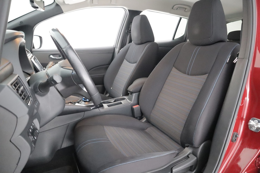 Nissan Leaf vaihtoauto