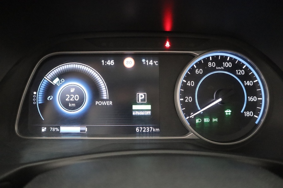 Nissan Leaf vaihtoauto