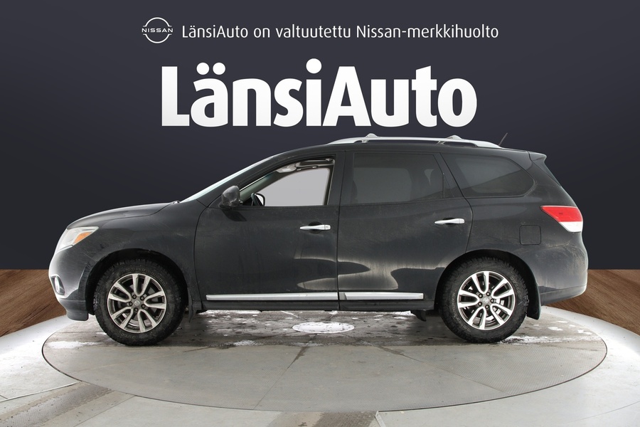 Nissan Pathfinder vaihtoauto