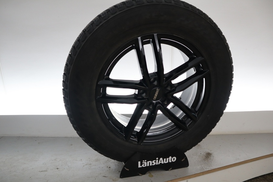 Nissan Pathfinder vaihtoauto