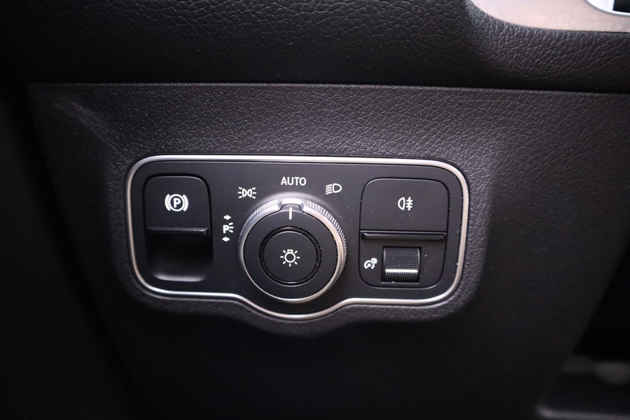 Mercedes-Benz GLB vaihtoauto
