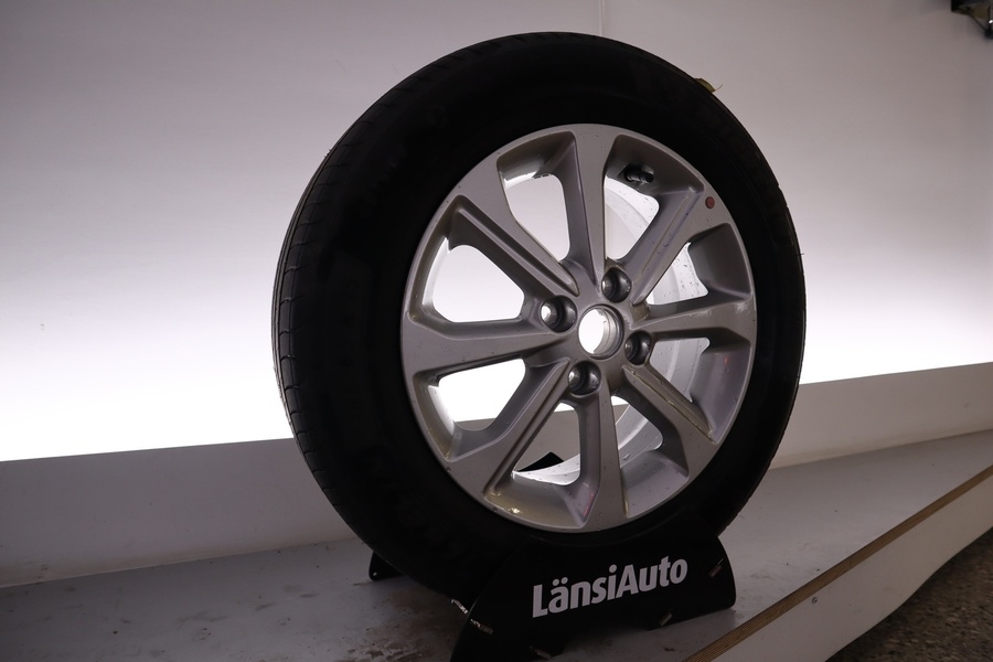 Kia Stonic vaihtoauto