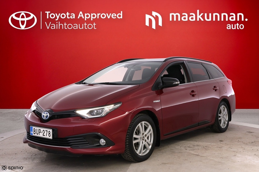 Toyota Auris vaihtoauto