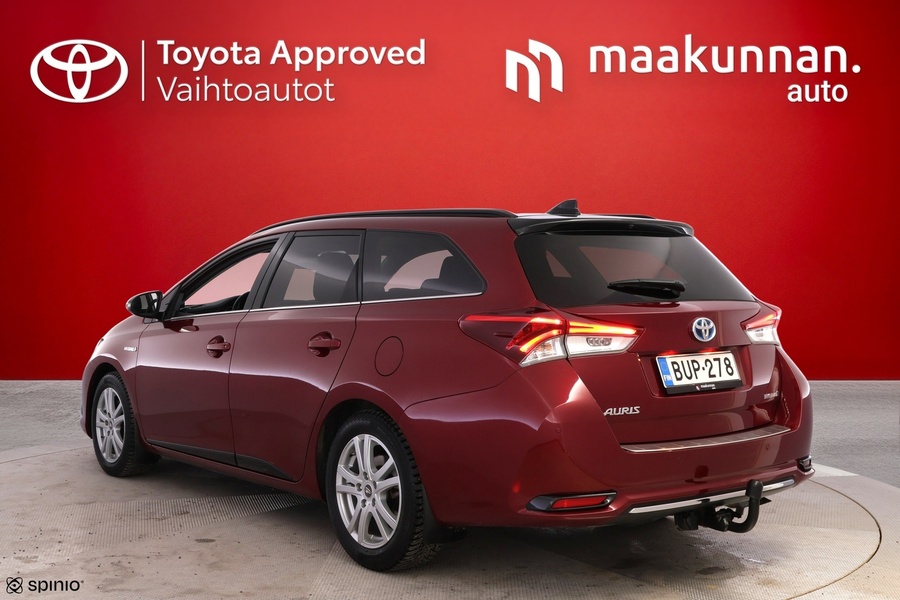 Toyota Auris vaihtoauto