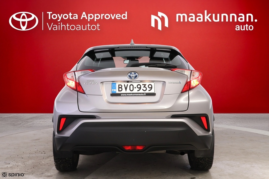 Toyota C-HR vaihtoauto