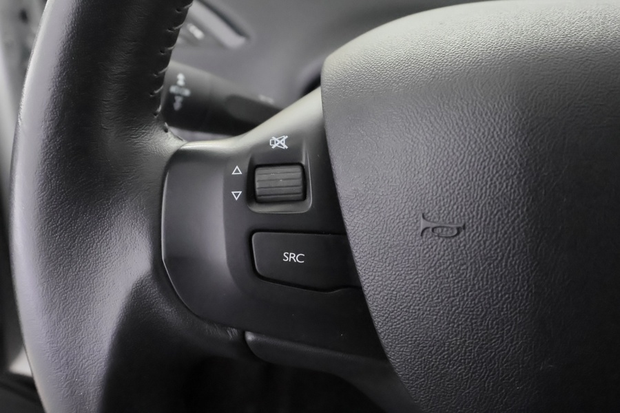 Peugeot 208 vaihtoauto