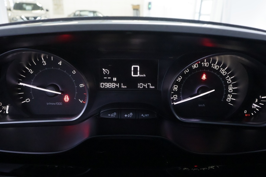 Peugeot 208 vaihtoauto