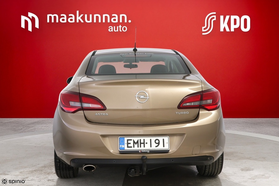 Opel Astra vaihtoauto