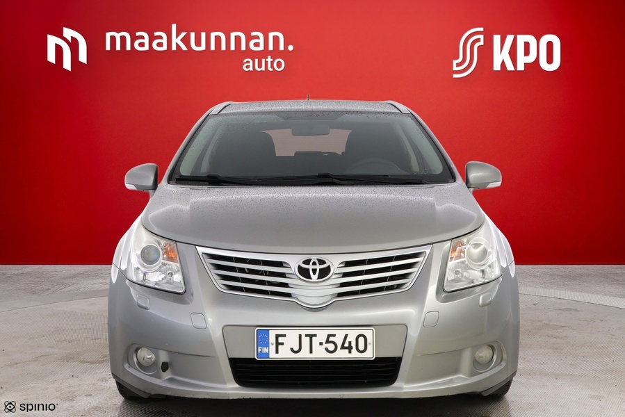 Toyota Avensis vaihtoauto