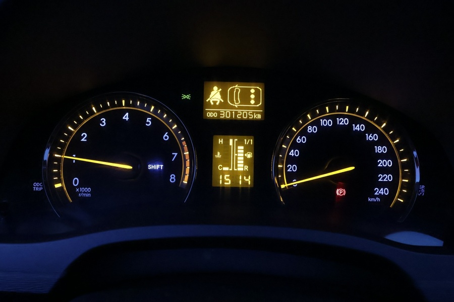 Toyota Avensis vaihtoauto