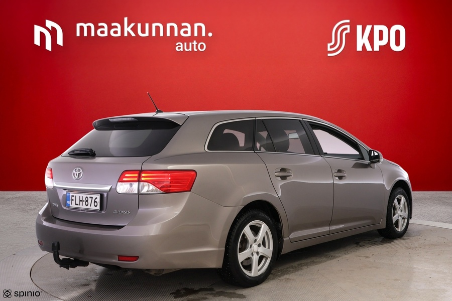 Toyota Avensis vaihtoauto