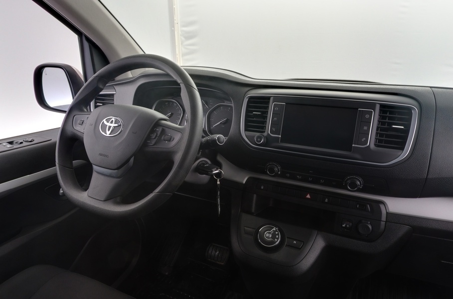 Toyota Proace Verso vaihtoauto