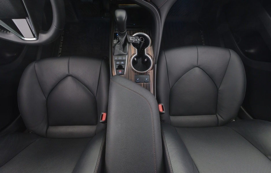 Toyota Camry vaihtoauto