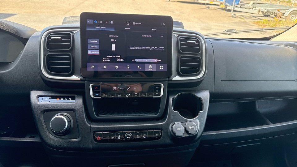 Toyota Proace MAX vaihtoauto