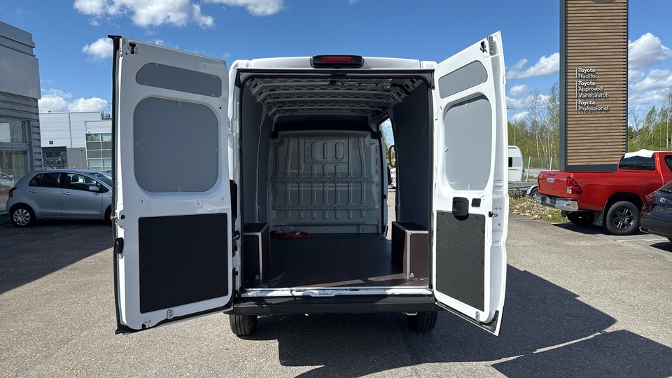 Toyota Proace MAX vaihtoauto