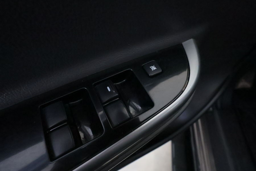 Mitsubishi L200 vaihtoauto