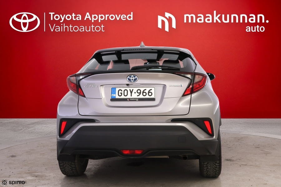 Toyota C-HR vaihtoauto