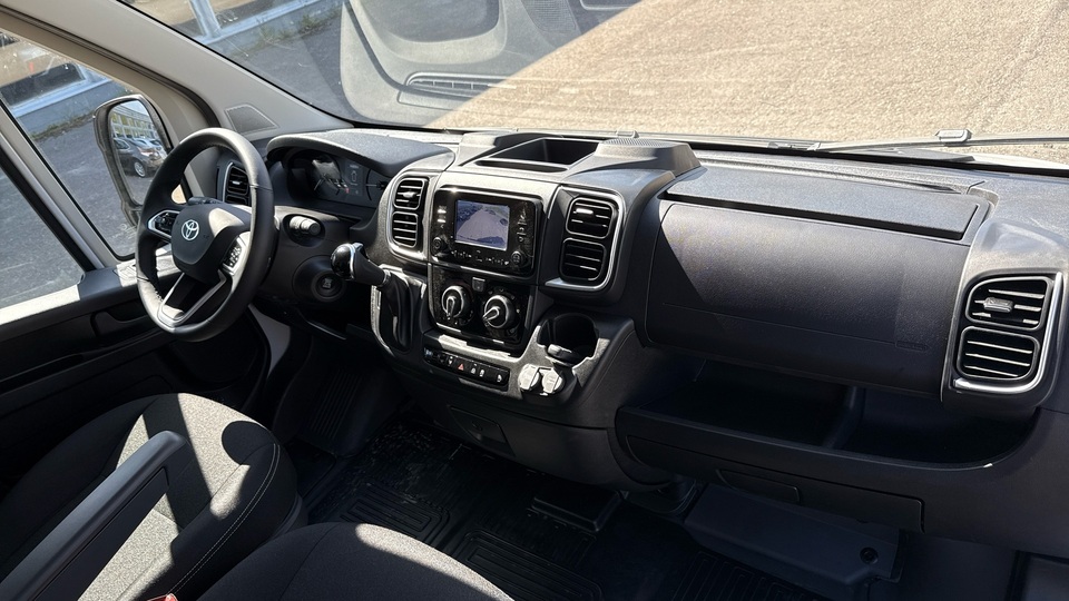 Toyota Proace MAX vaihtoauto
