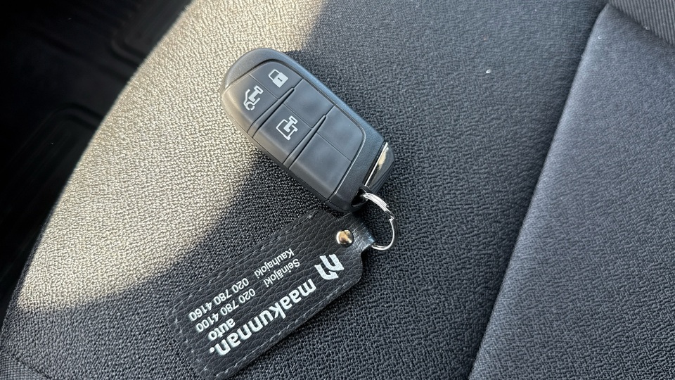 Toyota Proace MAX vaihtoauto