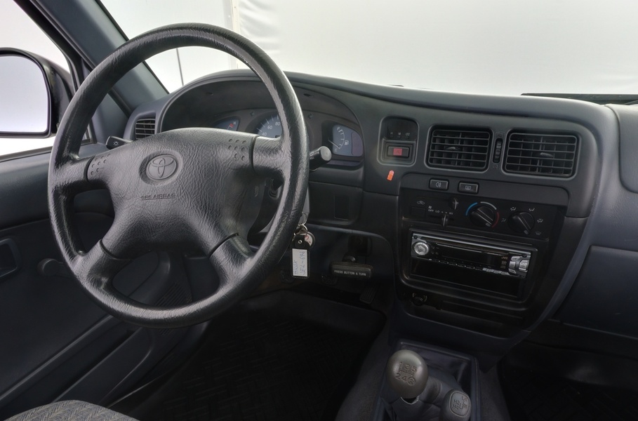 Toyota Hilux vaihtoauto