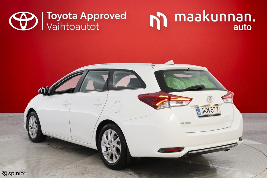 Toyota Auris vaihtoauto