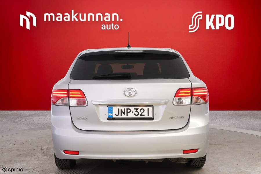 Toyota Avensis vaihtoauto