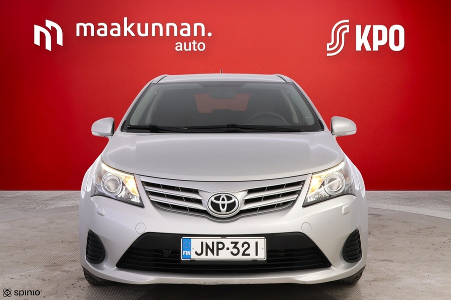 Toyota Avensis vaihtoauto