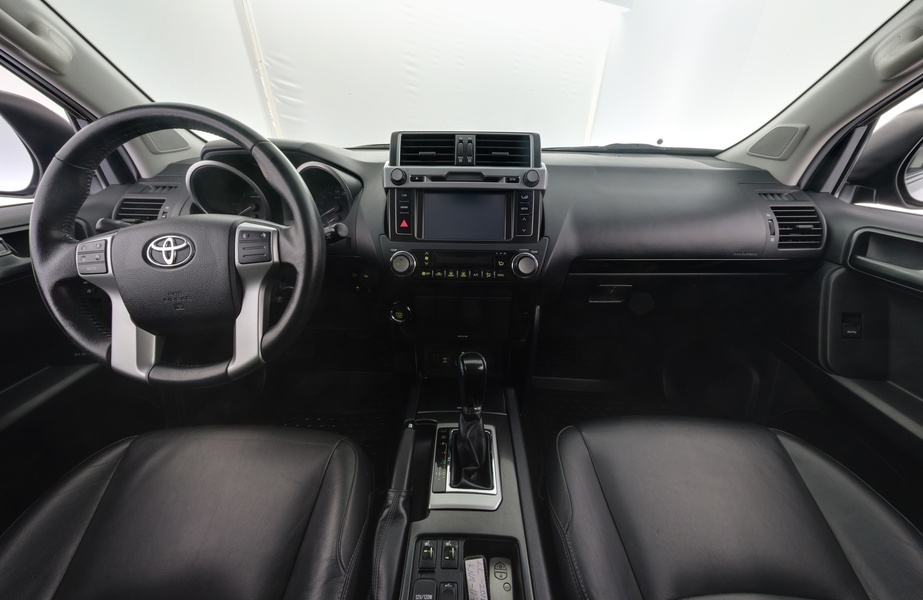 Toyota Land Cruiser vaihtoauto