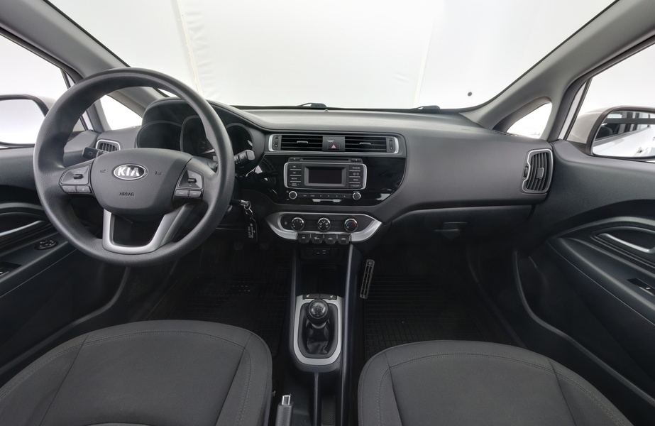 Kia Rio vaihtoauto
