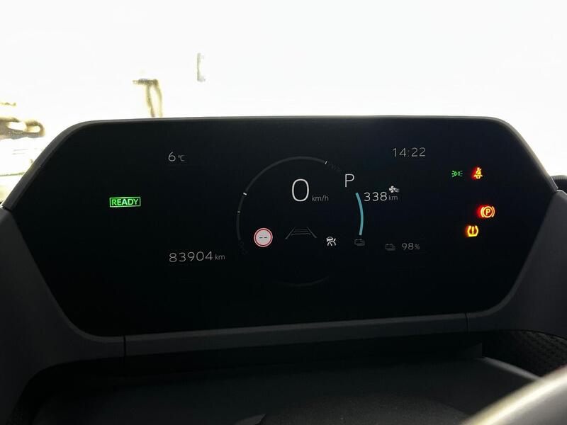 Toyota bZ4X vaihtoauto