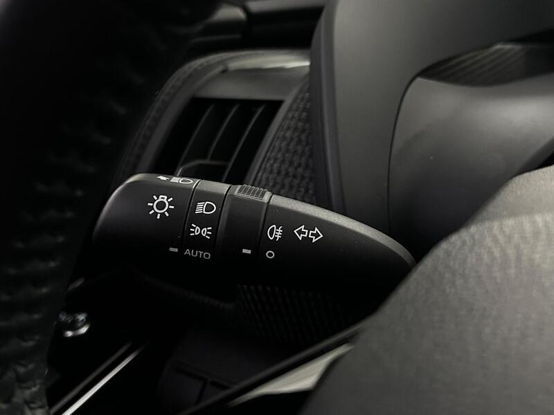 Toyota bZ4X vaihtoauto