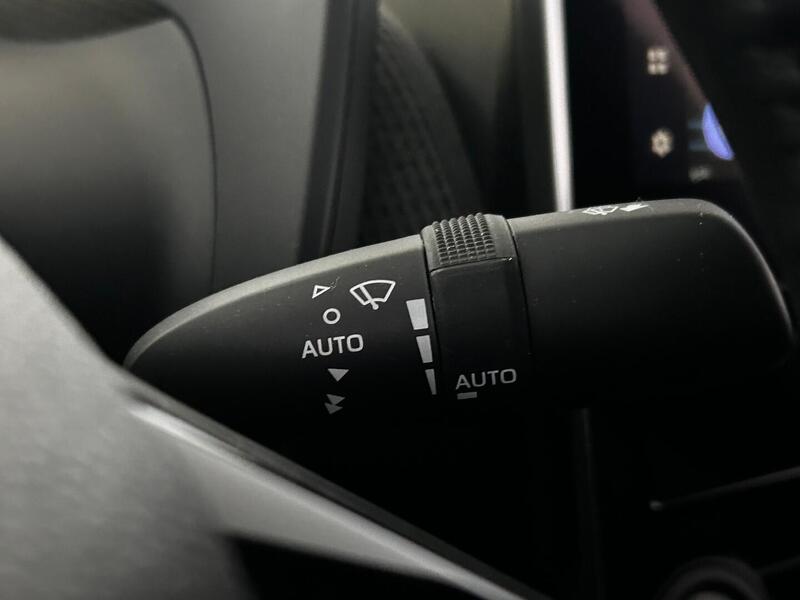 Toyota bZ4X vaihtoauto