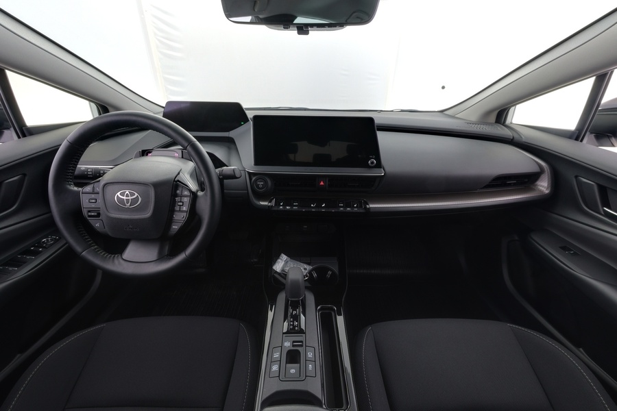 Toyota Prius Plug-in vaihtoauto