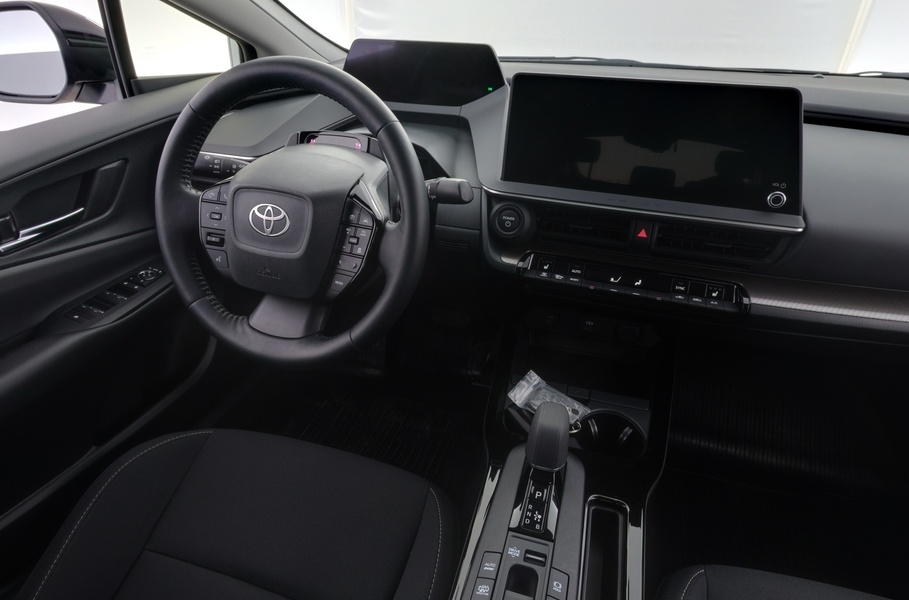 Toyota Prius Plug-in vaihtoauto