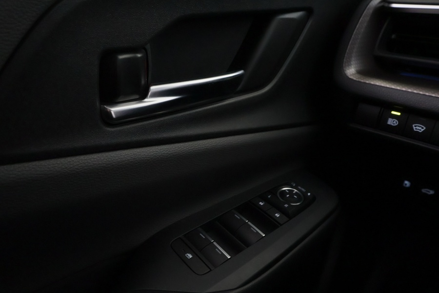 Toyota Prius Plug-in vaihtoauto