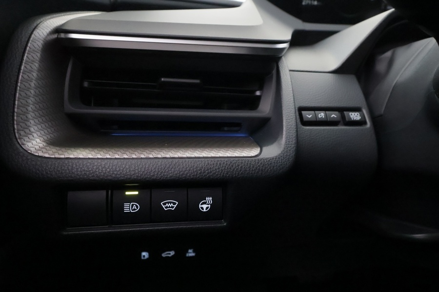 Toyota Prius Plug-in vaihtoauto