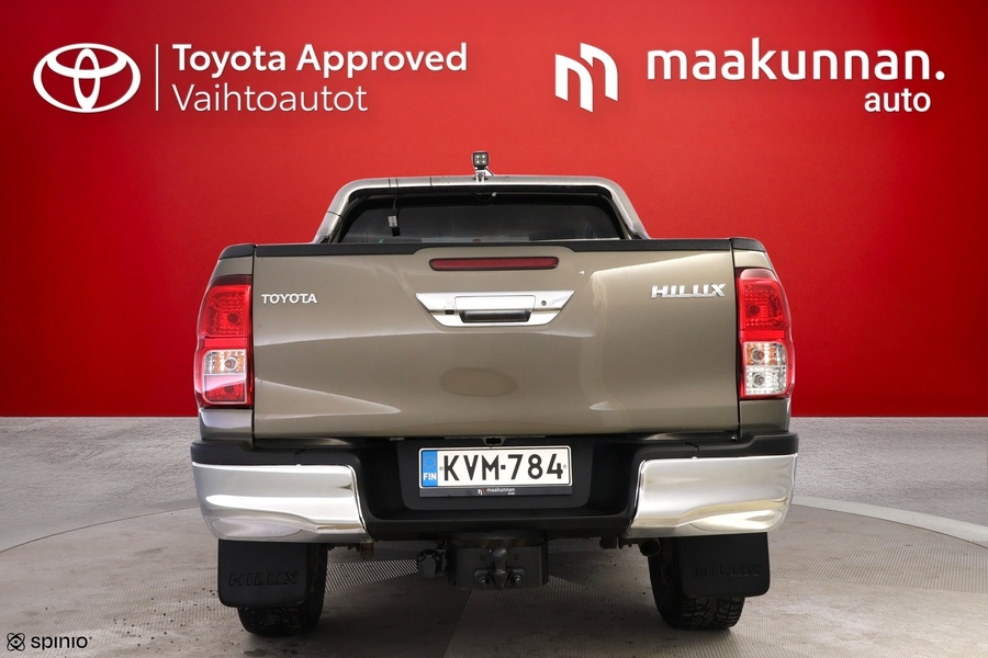 Toyota Hilux vaihtoauto
