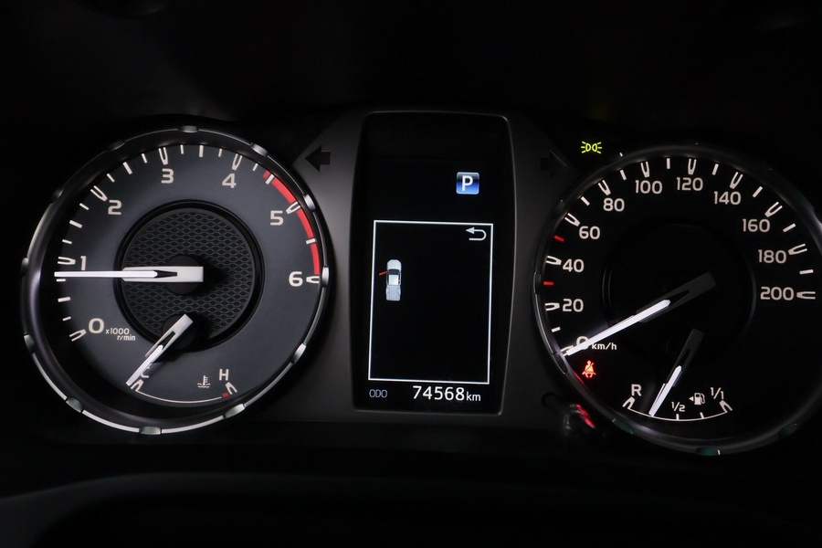 Toyota Hilux vaihtoauto