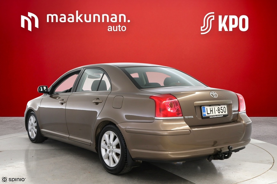 Toyota Avensis vaihtoauto