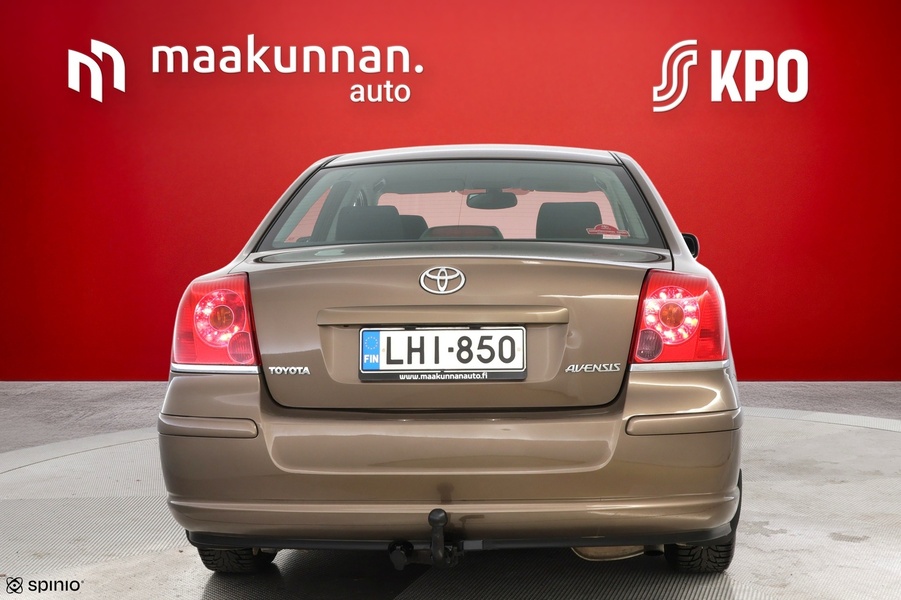 Toyota Avensis vaihtoauto