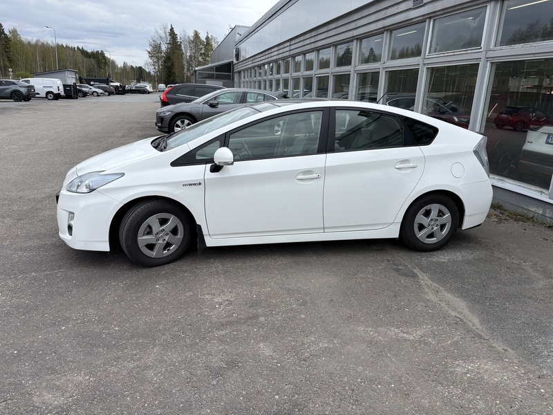 Toyota Prius vaihtoauto